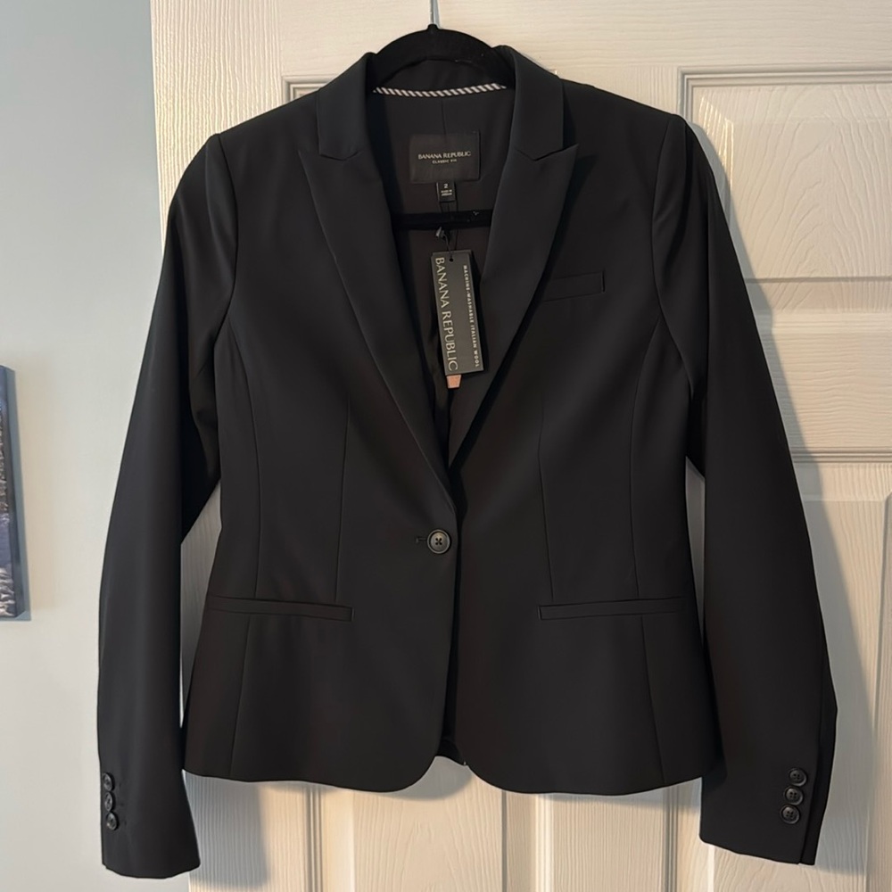 Banana Republic Classic Fit Blazer